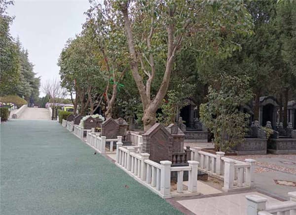 選擇西安漢皇樹葬墓園的生態葬式有哪些優勢?