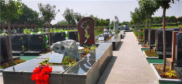 西安漢皇樹(shù)葬陵園公墓的電話(huà)