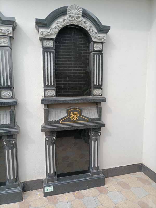 西安閻良漢皇樹葬墓園的主題特色是什么?
