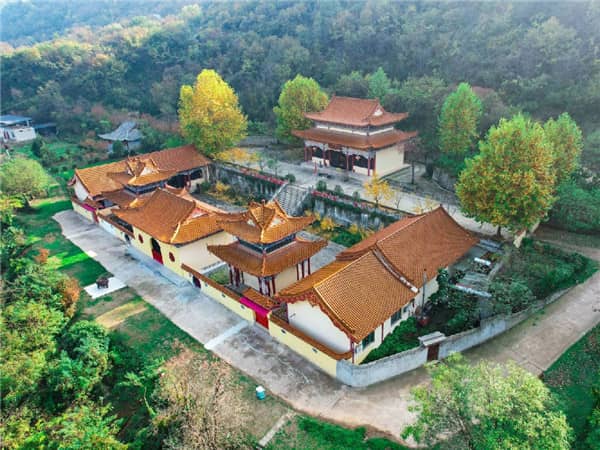 在壽陽山墓園實地選位后,如果家屬對所選位置不滿意,是否可以更換?