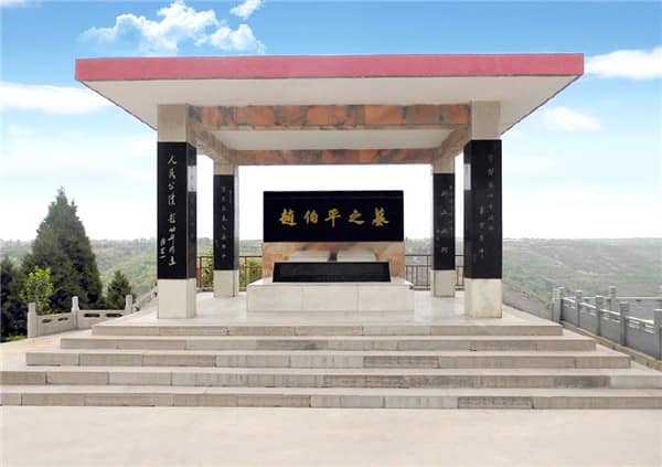 南郊韋曲南站有哪些公交車可以到達西安壽陽山墓園?