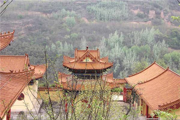 西安南郊正規(guī)壽陽山墓園:守護先輩的安寧