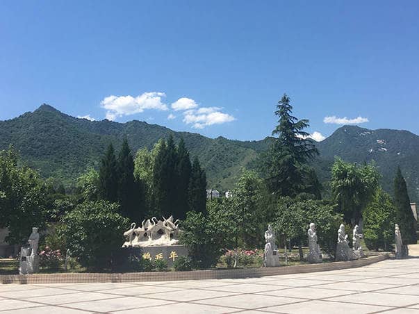 西安慈恩園的建筑風格是怎樣的?