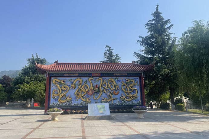 長安慈恩園墓地合法嗎