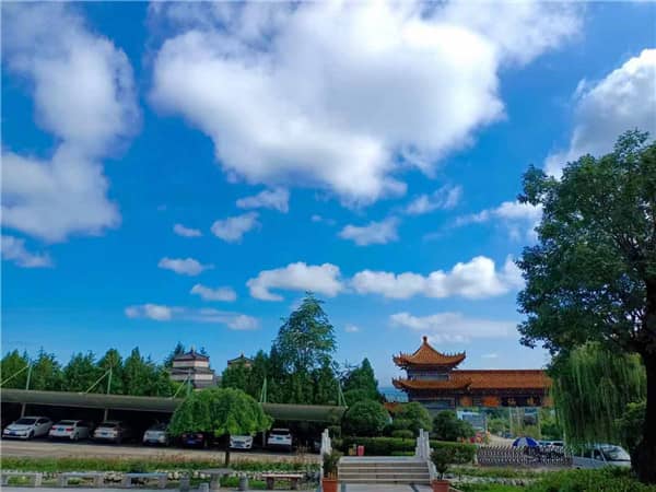 西安九龍山墓園公交,這里是悼念的花園