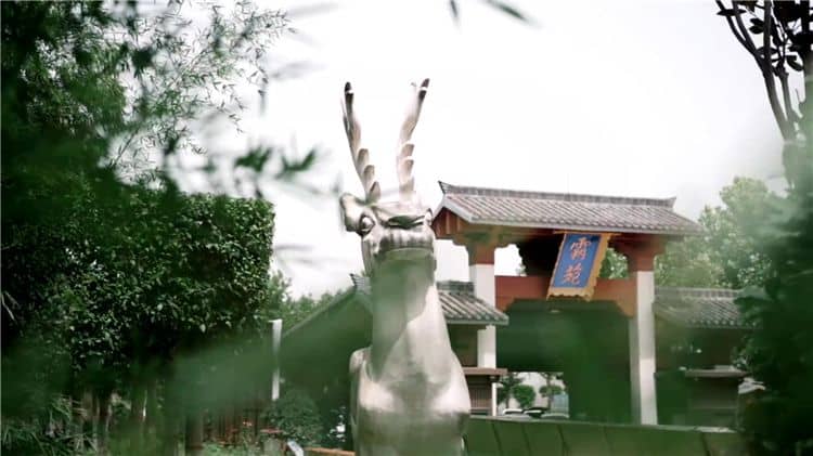 在西安霸陵墓園進行安葬需要提前做哪些準備和安排？