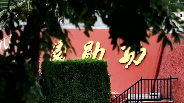 西安霸陵墓園為客戶提供哪些免費服務？