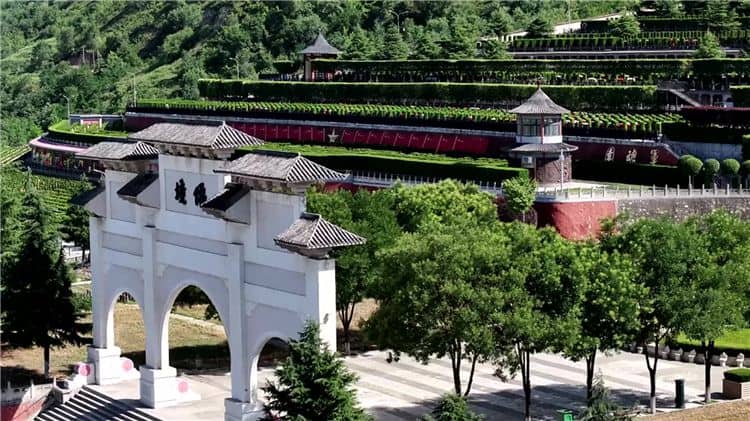 西安霸陵墓園新區(qū)招聘全攻略：職位、要求與流程詳解