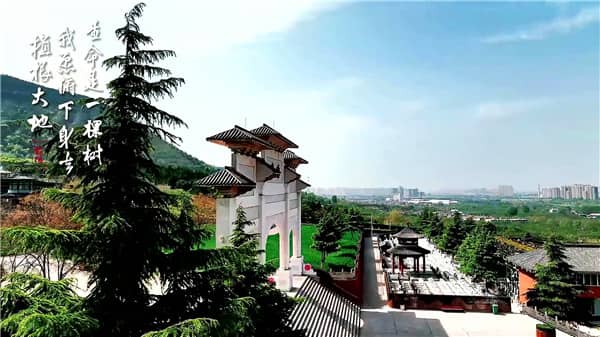 西安灞橋區霸陵墓園,哪家更劃算?