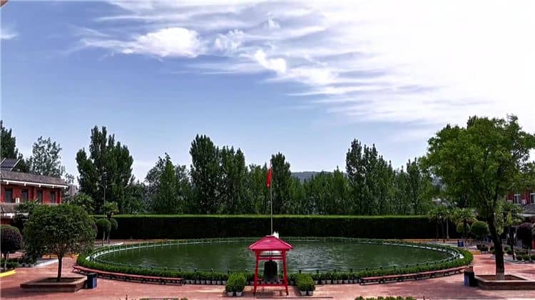 西安霸陵墓園聯系電話,西安霸陵墓園的聯系方式與服務