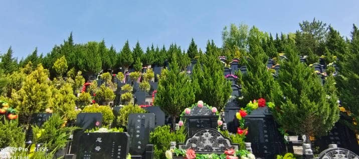 西安白鹿原公墓提供哪些服務來支持購墓者的需求？
