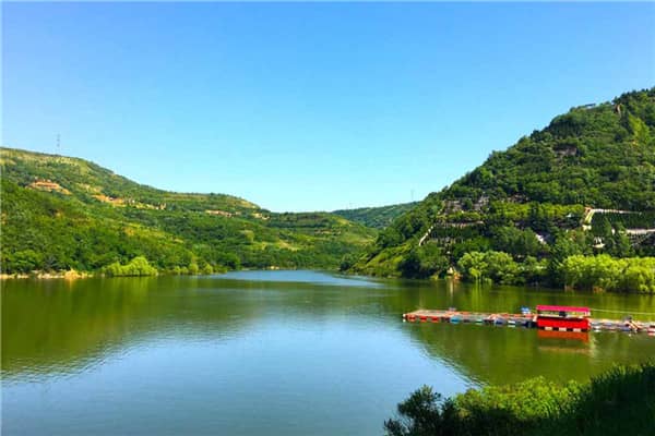 西安陵園墓地的標準尺寸是如何規(guī)定的,這些規(guī)定是否受到地域文化的影響?